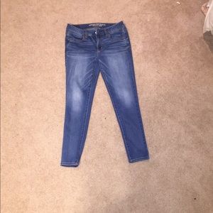 American Eagle medium wash jeggings